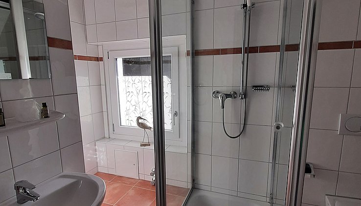 20230907_Hotel13_2.Etage_DZ_Bad.jpg