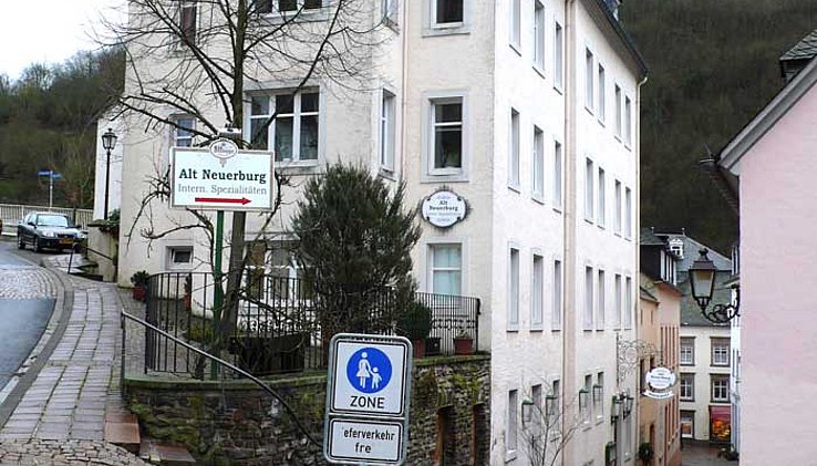 Giebelansicht-Neuerburg.jpg