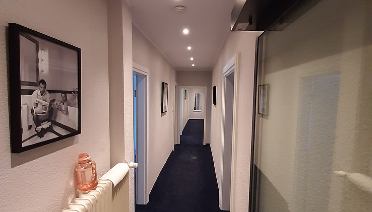 20230907_Hotel3_1.Etage_Gang.jpg