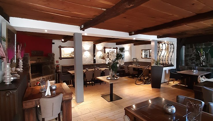 20230907_Kaminzimmer1.jpg