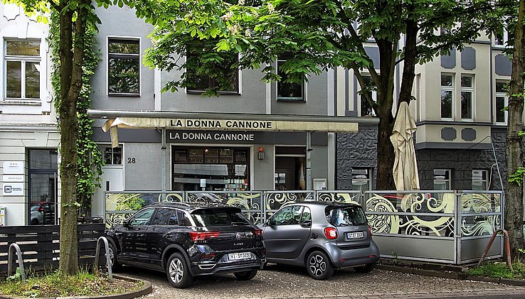 la-donna-cannone-heiliges-kanonenrohr-cd389fb1-841d-4409-b4d9-867d802734ef.jpg